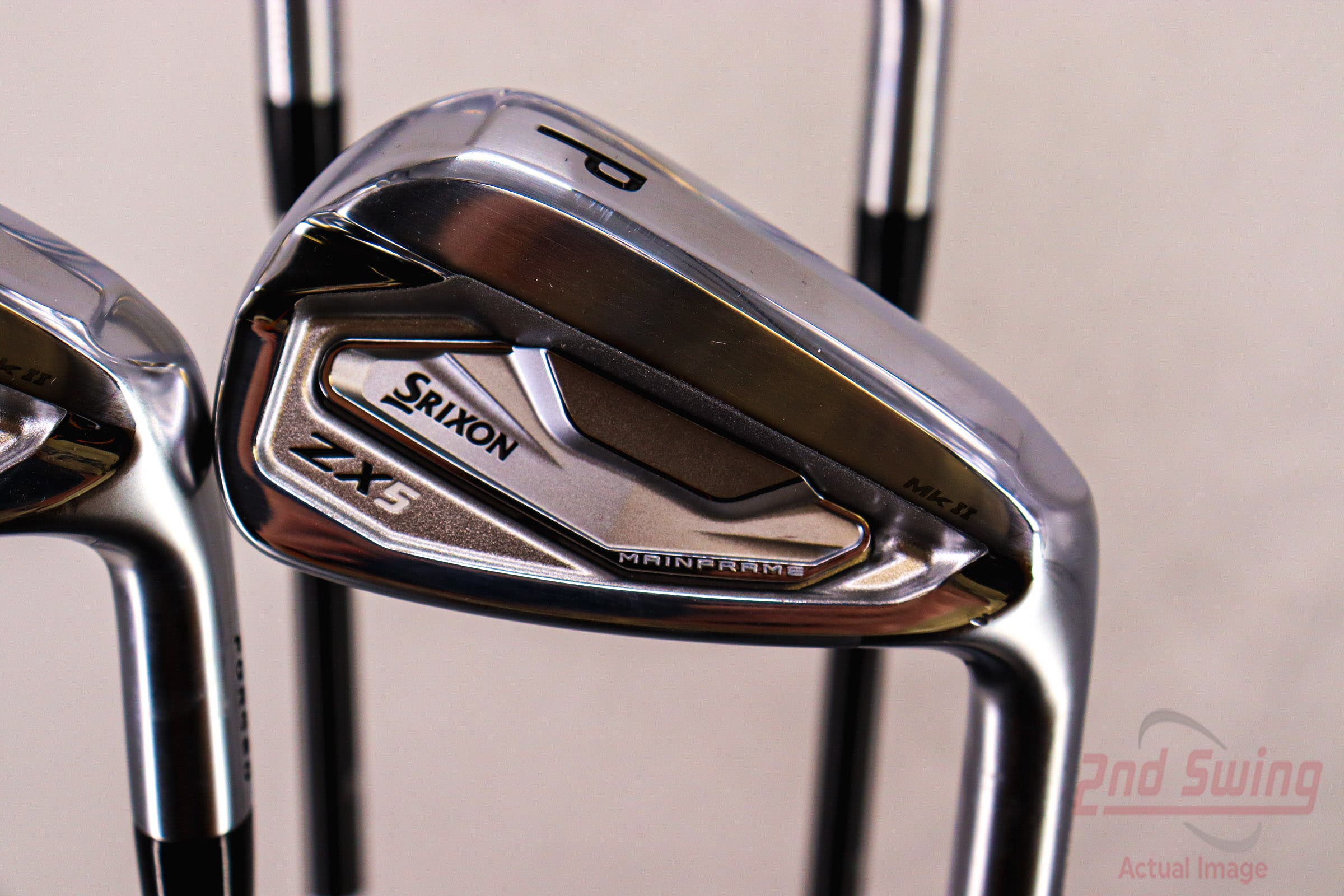 Srixon ZX5 MK II Iron Set 7-PW Mitsubishi MMT 105 Graphite Stiff Right  Handed 37.5in