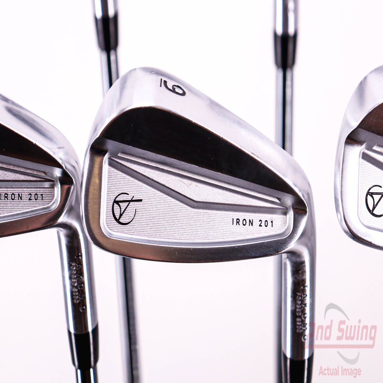 Takomo Golf - Premium golf clubs for affordable prices